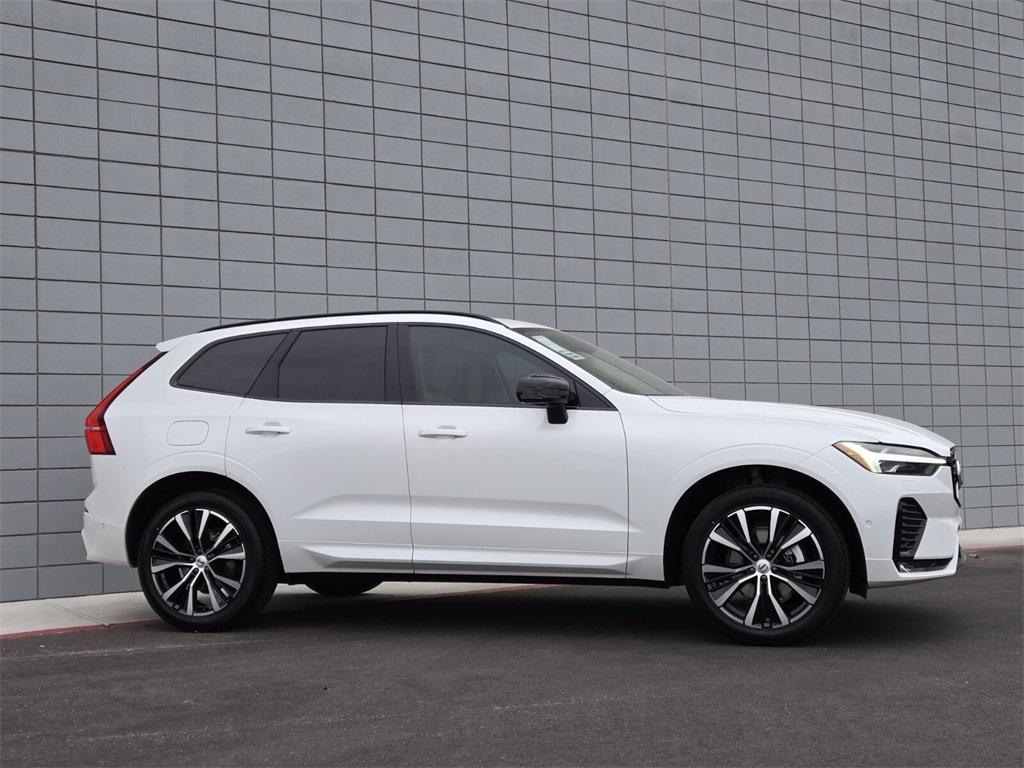 new 2025 Volvo XC60 car, priced at $53,835