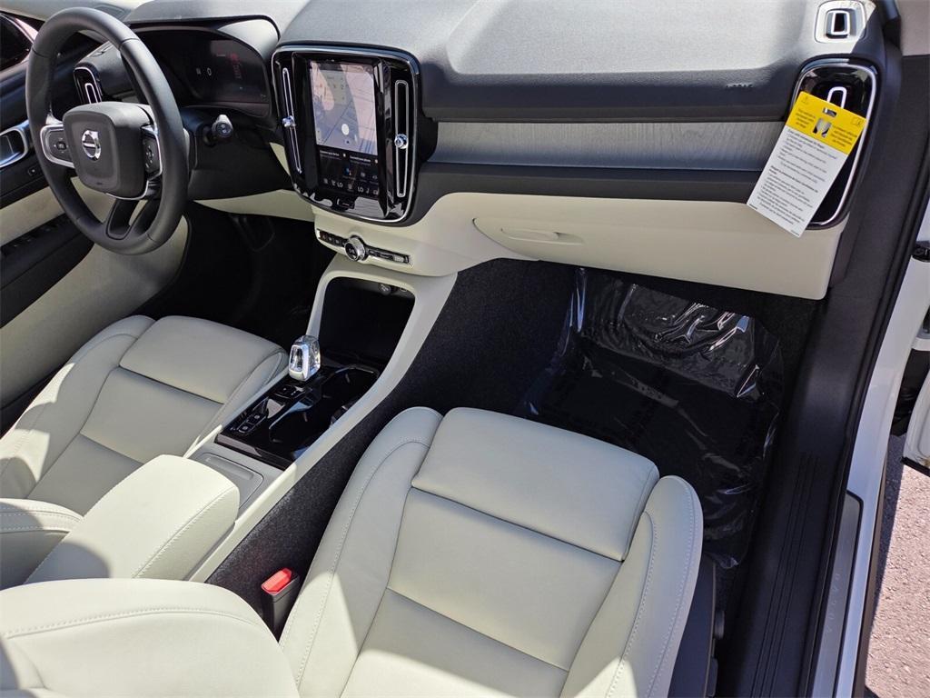 new 2026 Volvo XC40 car, priced at $48,600