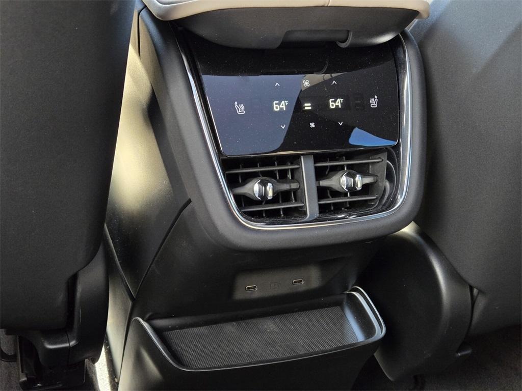 new 2025 Volvo EX90 car, priced at $88,432