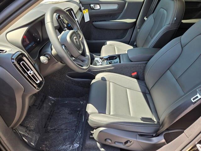 new 2025 Volvo XC40 car, priced at $48,335