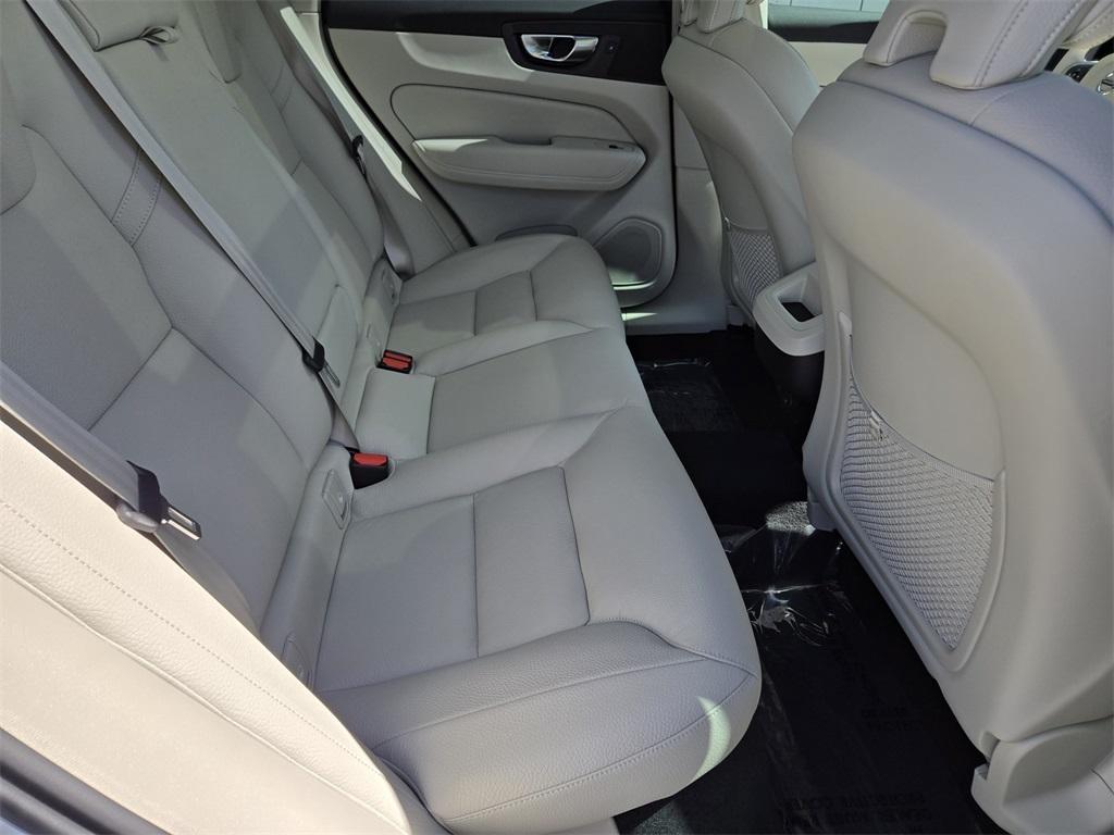 new 2025 Volvo XC60 car, priced at $49,815