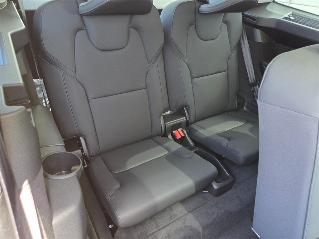new 2026 Volvo XC90 car, priced at $65,885