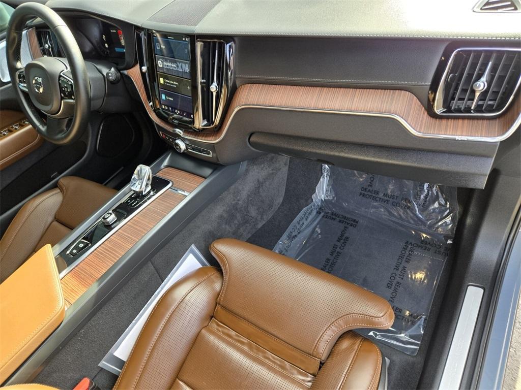 used 2023 Volvo XC60 Recharge Plug-In Hybrid car, priced at $54,289