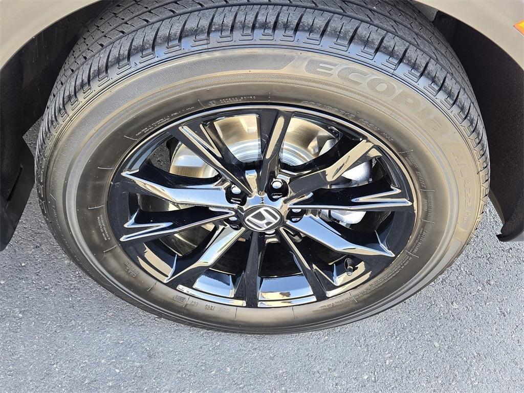 used 2024 Honda CR-V Hybrid car, priced at $33,598