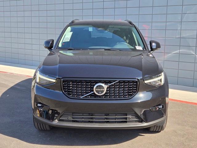 new 2025 Volvo XC40 car, priced at $44,435