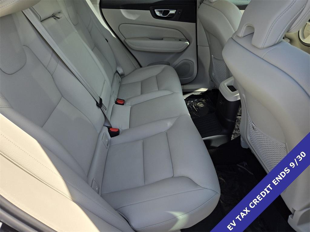 new 2025 Volvo XC60 Plug-In Hybrid car, priced at $64,681