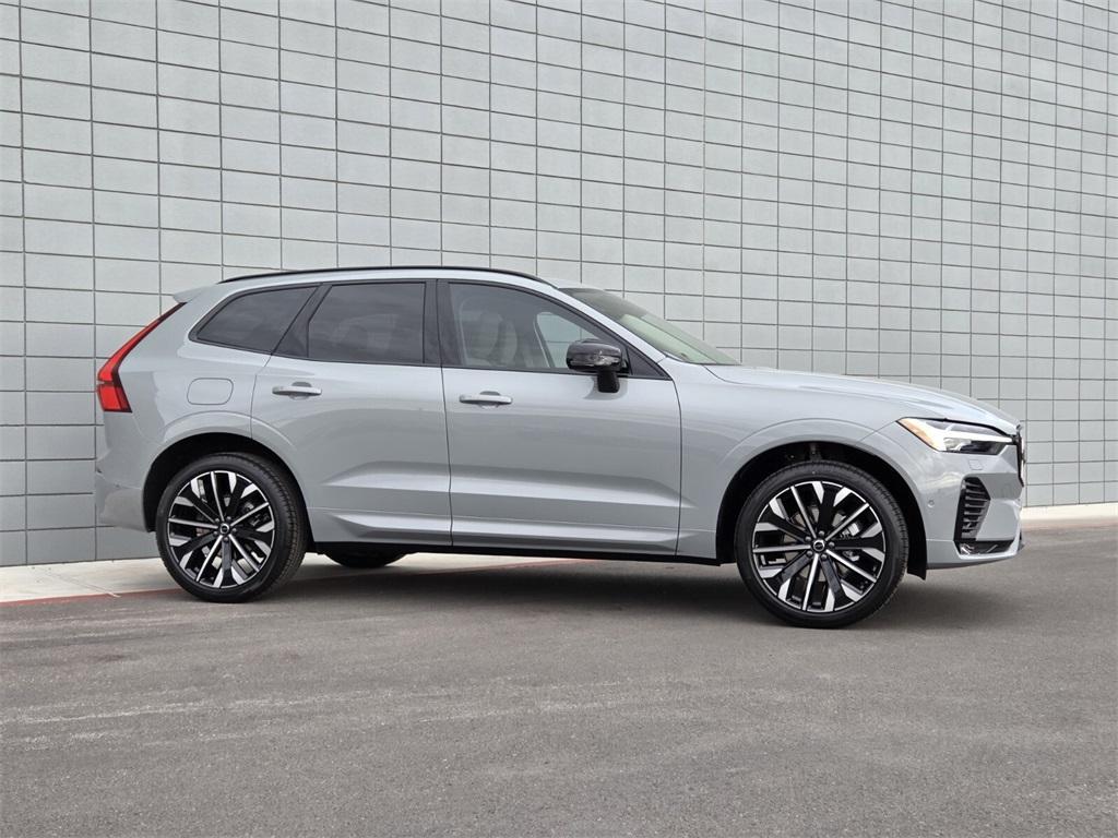 new 2026 Volvo XC60 car, priced at $60,935