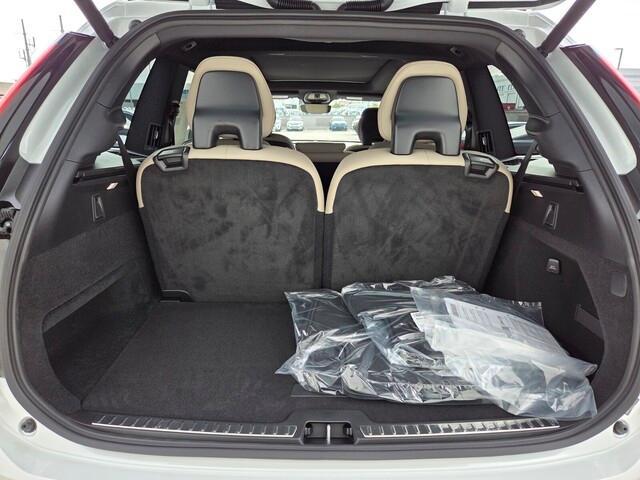 new 2026 Volvo XC90 car, priced at $59,345