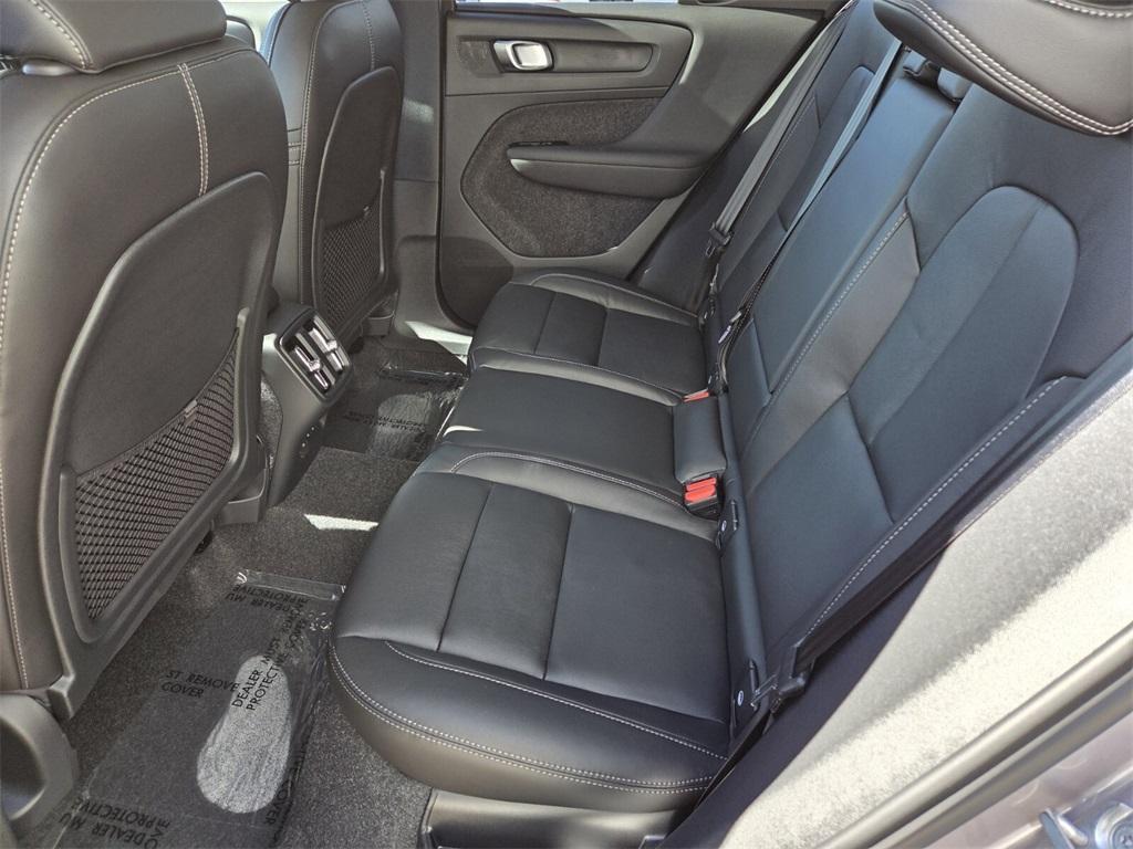 new 2026 Volvo XC40 car, priced at $44,975