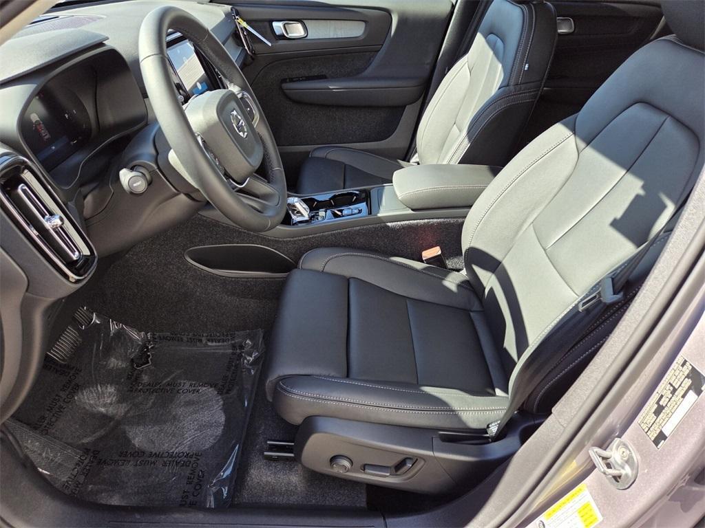 new 2026 Volvo XC40 car, priced at $44,975