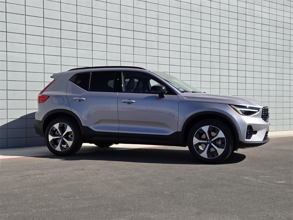 new 2026 Volvo XC40 car, priced at $44,975