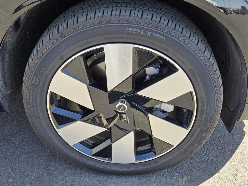 new 2025 Volvo XC60 Plug-In Hybrid car, priced at $67,040