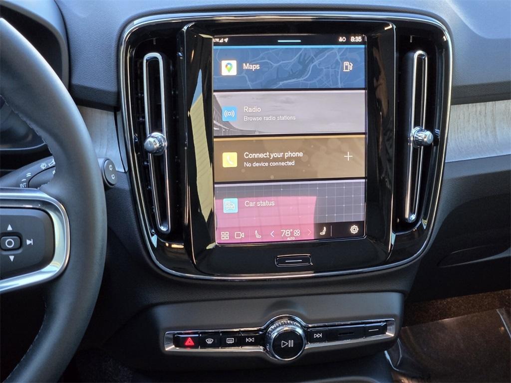 new 2025 Volvo XC40 car, priced at $49,825