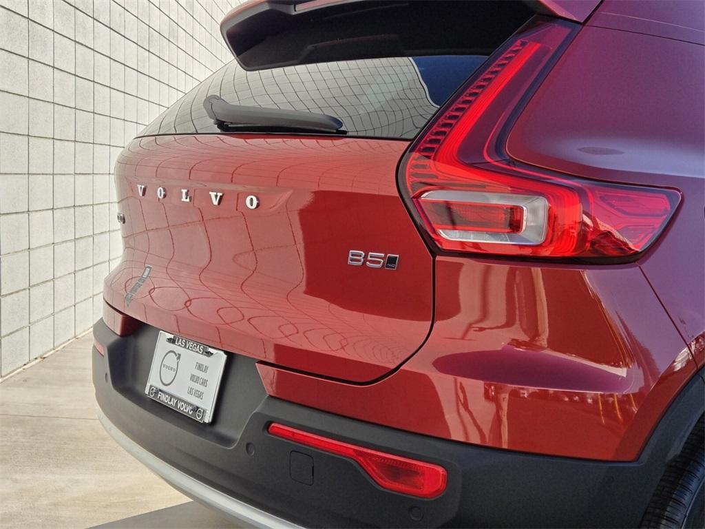 new 2025 Volvo XC40 car, priced at $49,825