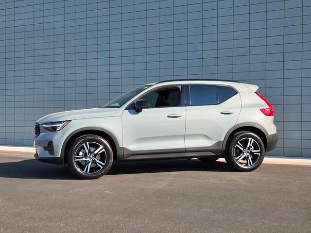 new 2026 Volvo XC40 car, priced at $43,995