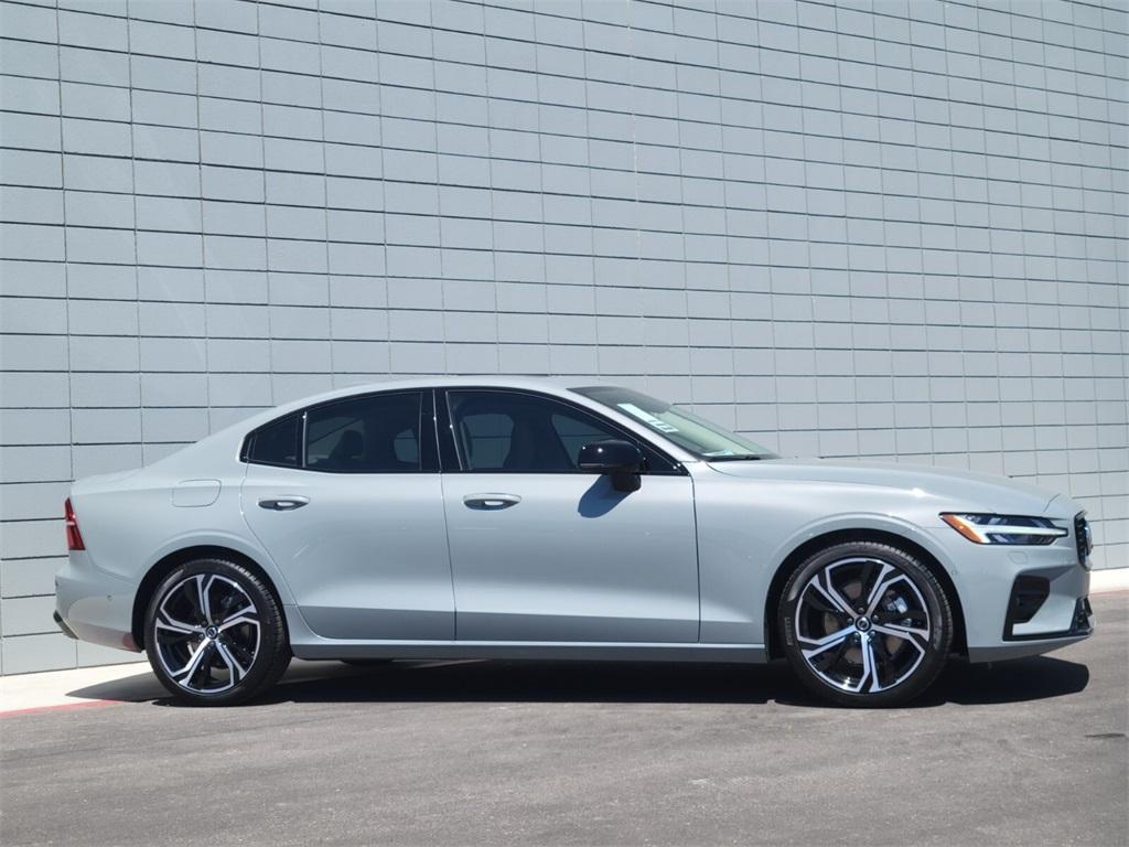 new 2024 Volvo S60 car, priced at $45,425