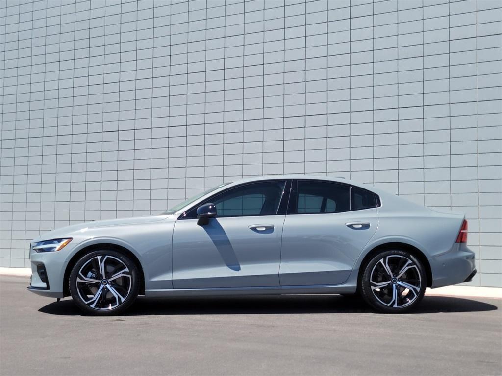 new 2024 Volvo S60 car, priced at $45,425