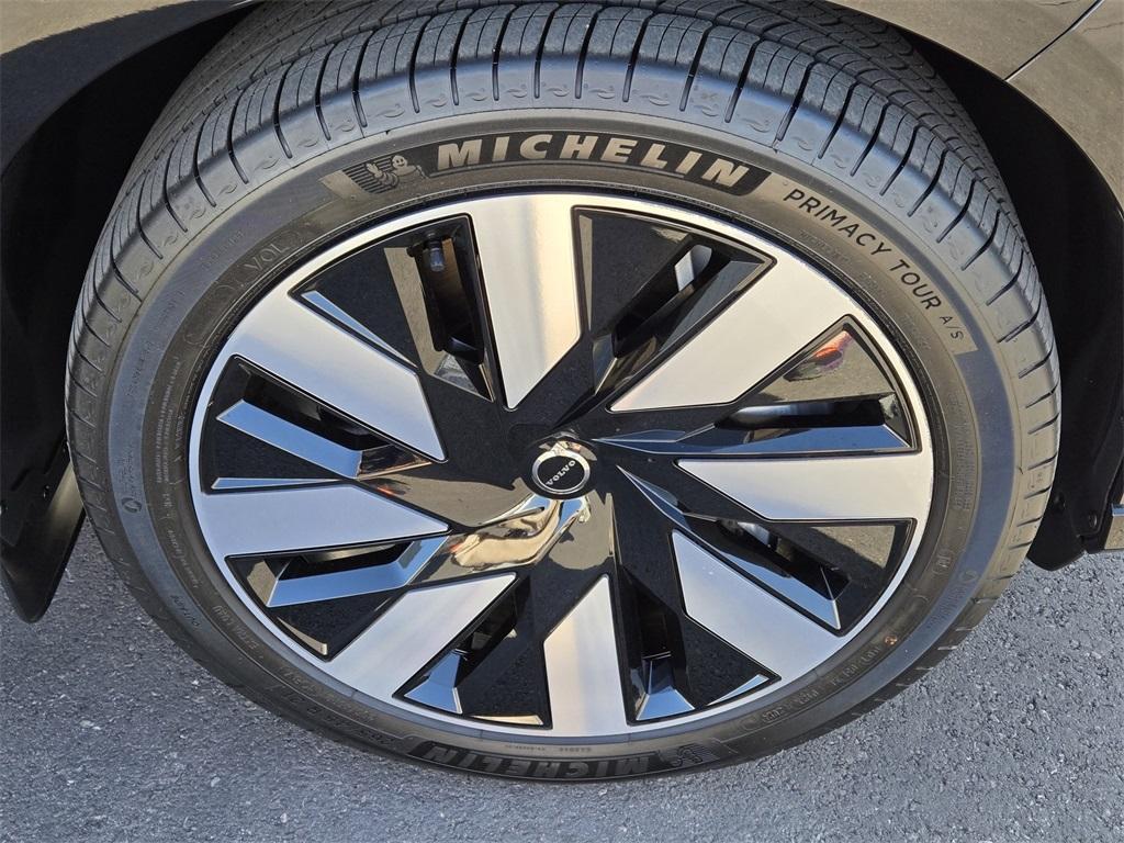 used 2025 Volvo EX90 car, priced at $83,984