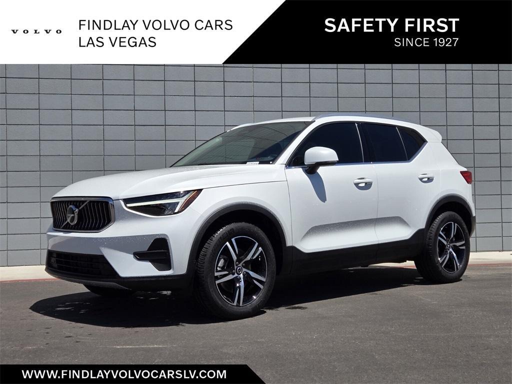 new 2025 Volvo XC40 car, priced at $45,215