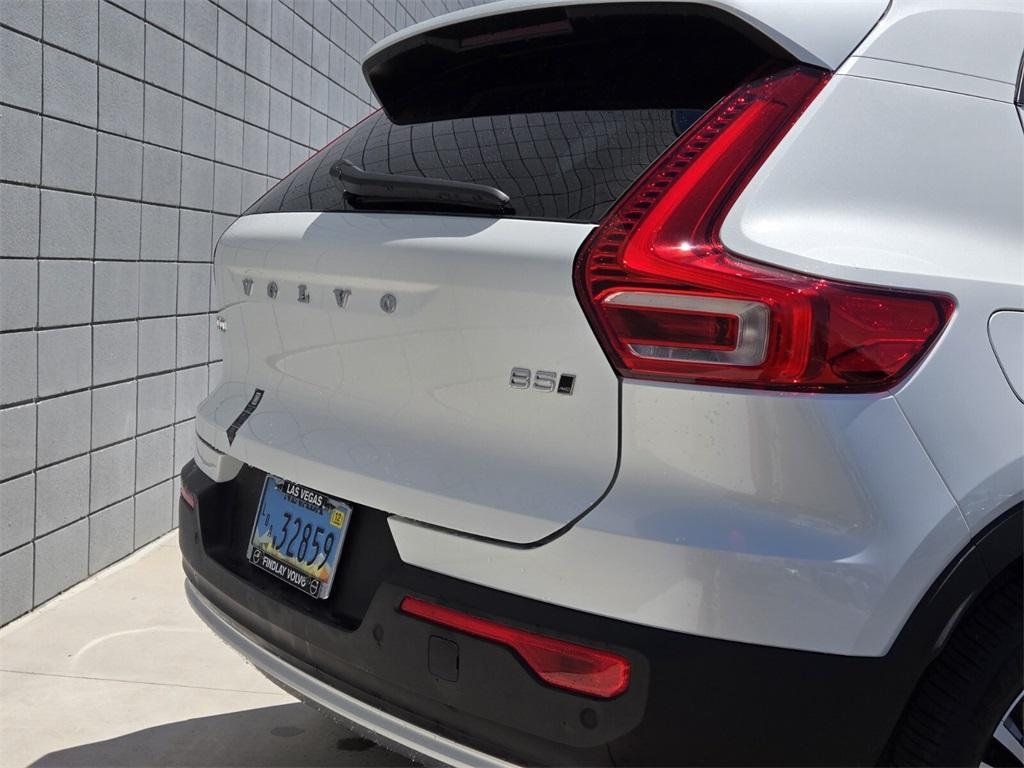 new 2025 Volvo XC40 car, priced at $45,215
