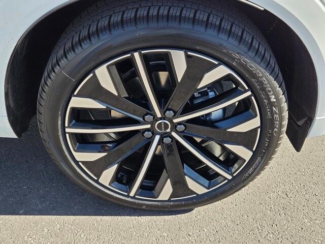 new 2026 Volvo XC60 car, priced at $60,965