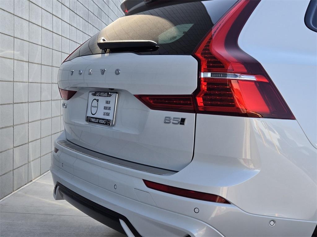 new 2025 Volvo XC60 car, priced at $55,930