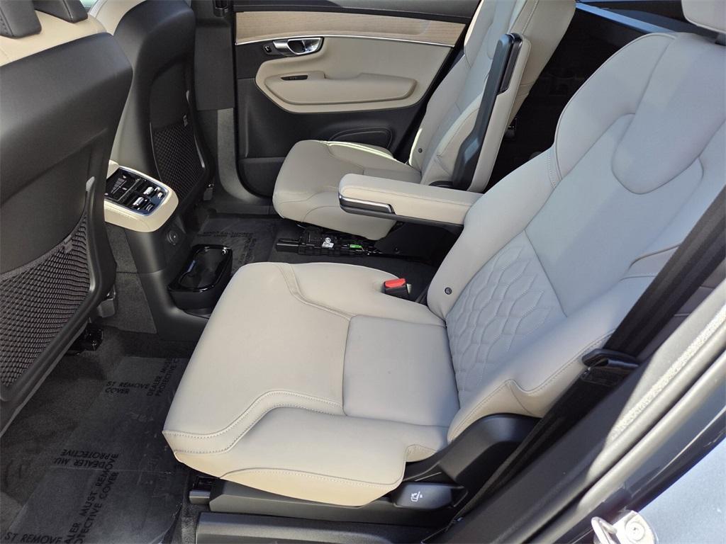 new 2026 Volvo XC90 Plug-In Hybrid car, priced at $78,535