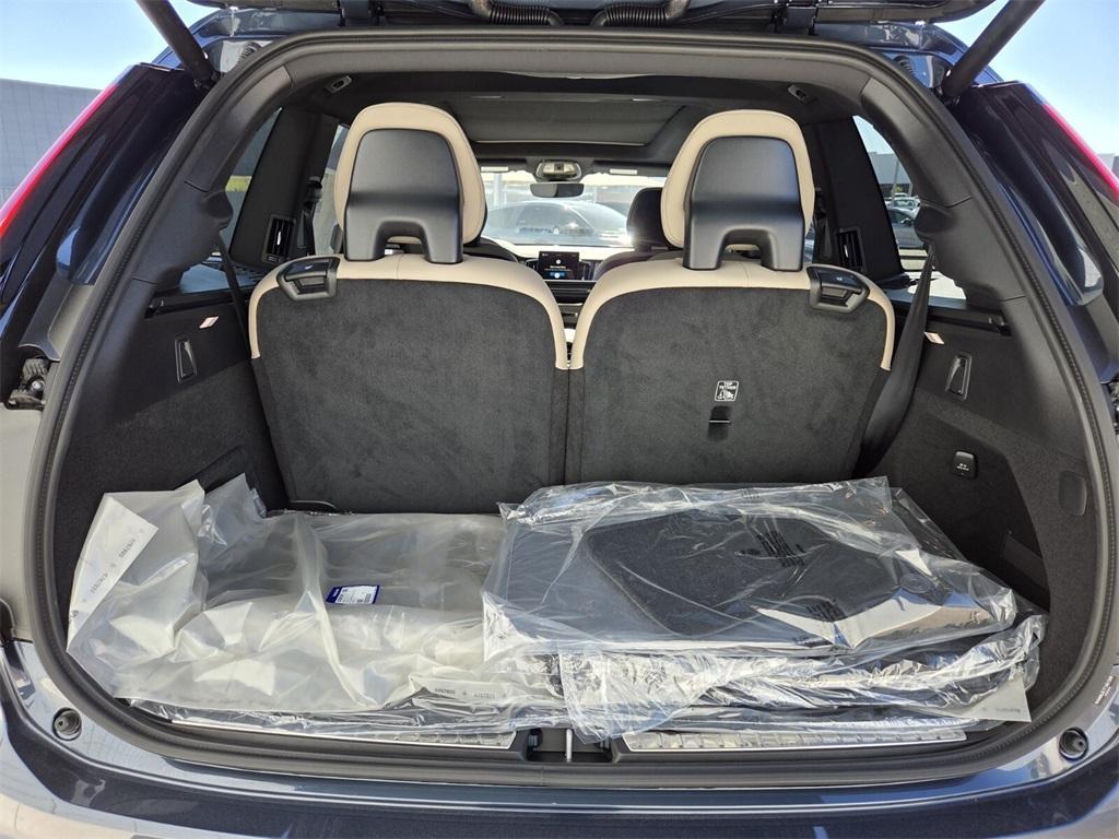 new 2026 Volvo XC90 Plug-In Hybrid car, priced at $78,535