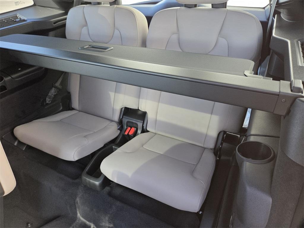 new 2026 Volvo XC90 Plug-In Hybrid car, priced at $78,535