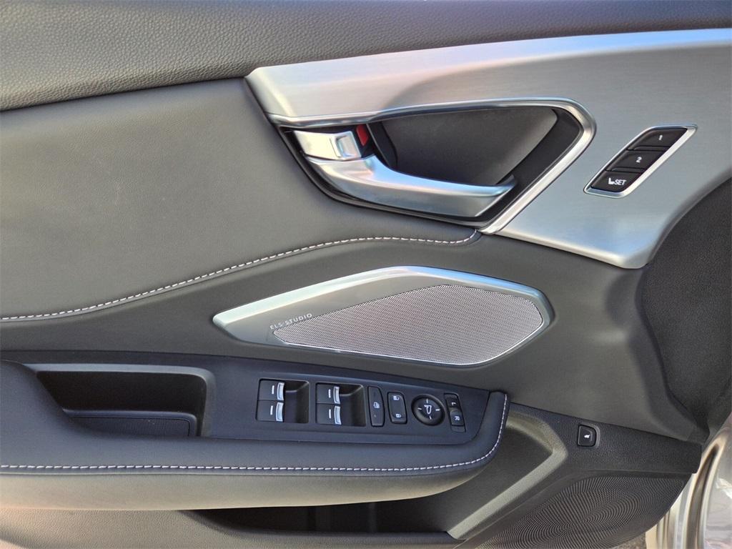 used 2023 Acura RDX car, priced at $35,295