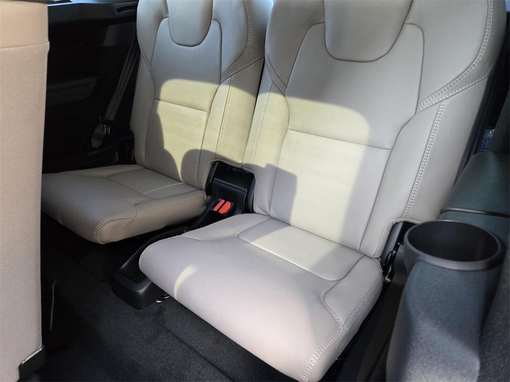 new 2025 Volvo XC90 Plug-In Hybrid car, priced at $76,461