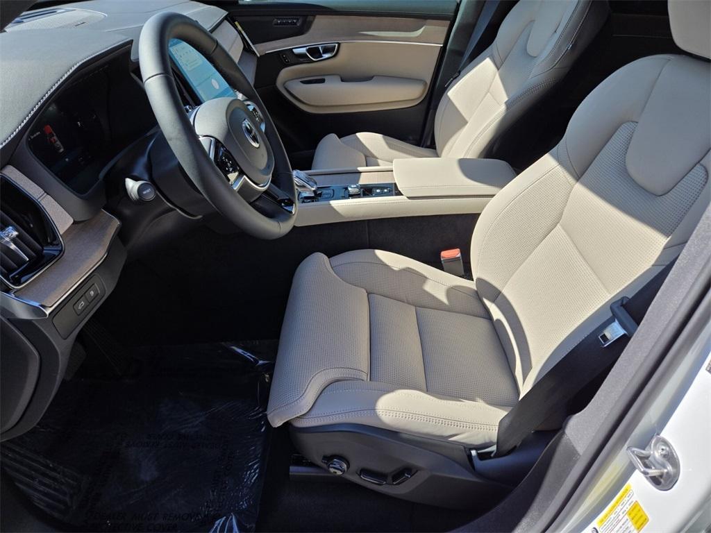 new 2025 Volvo XC90 Plug-In Hybrid car, priced at $76,461
