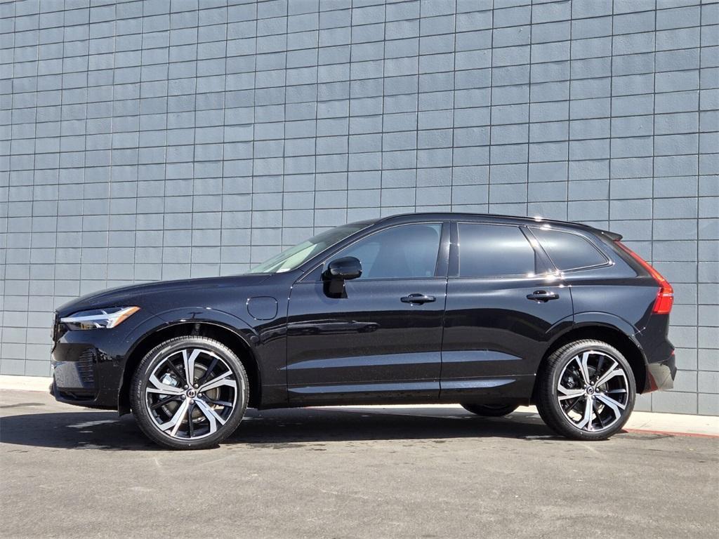 new 2025 Volvo XC60 Plug-In Hybrid car, priced at $67,219