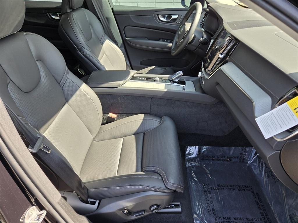 new 2025 Volvo XC60 Plug-In Hybrid car, priced at $67,219