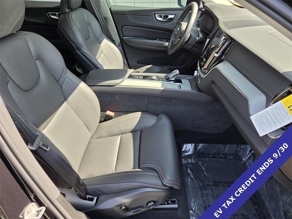 new 2025 Volvo XC60 Plug-In Hybrid car, priced at $69,616
