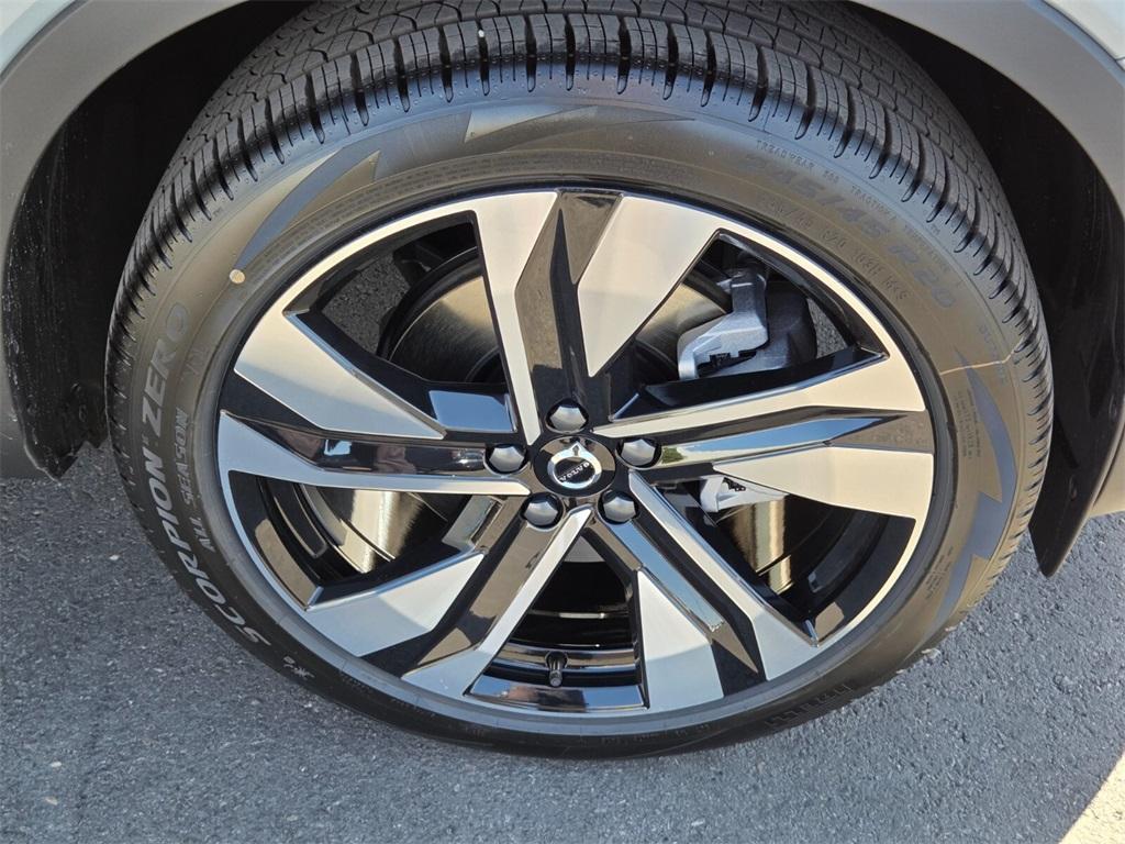 new 2026 Volvo XC40 car, priced at $51,525