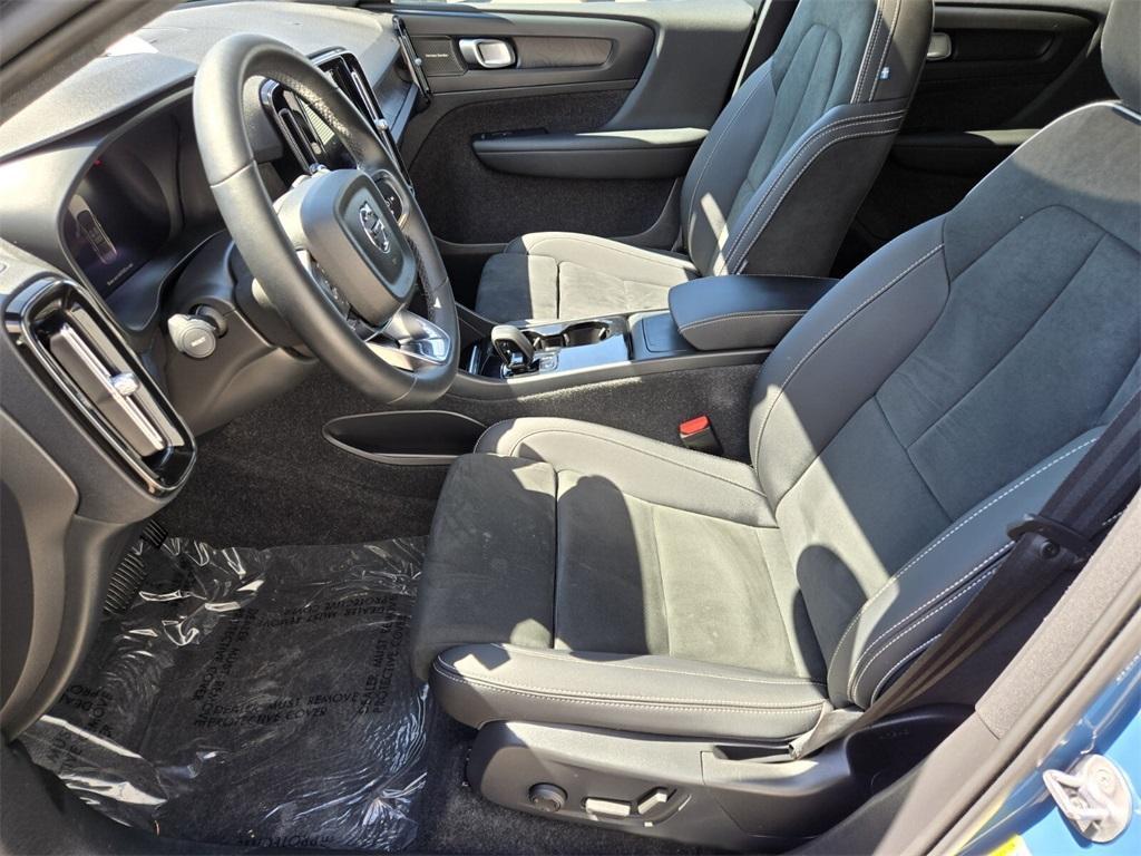 used 2023 Volvo C40 Recharge Pure Electric car, priced at $38,984