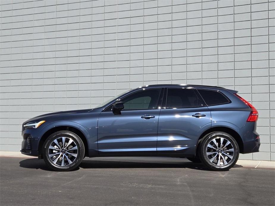 new 2025 Volvo XC60 car, priced at $44,785