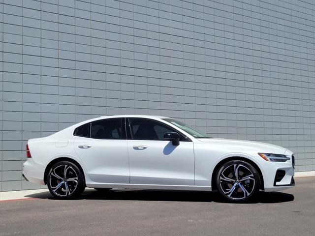 new 2024 Volvo S60 car, priced at $42,580