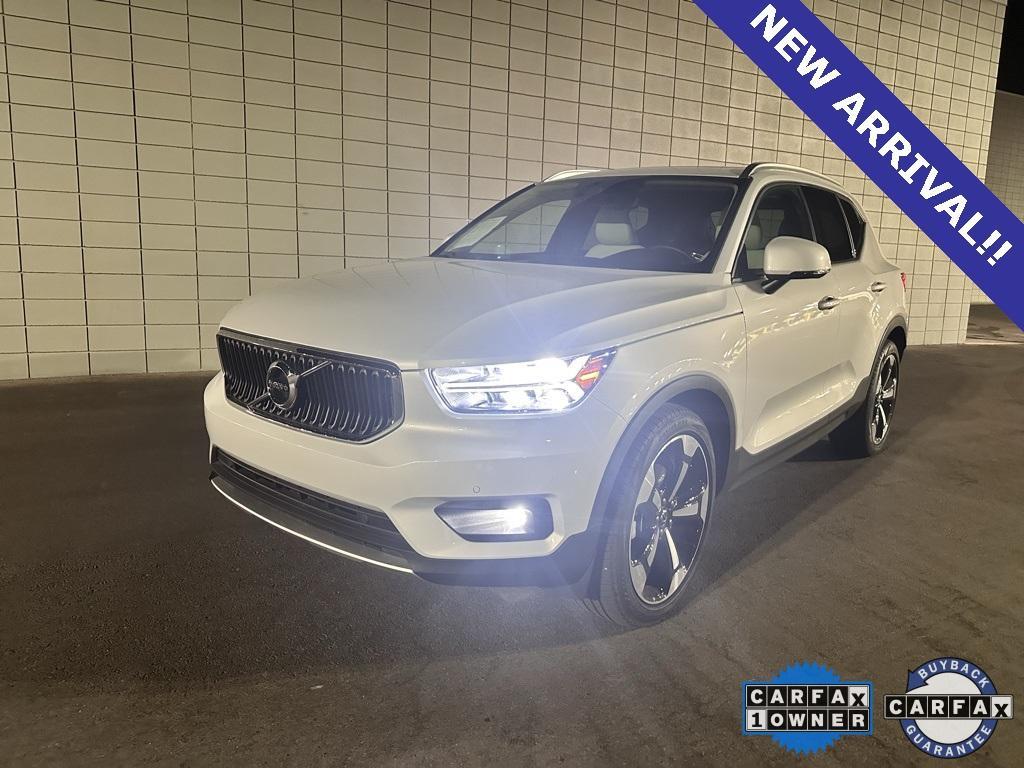 used 2022 Volvo XC40 car, priced at $32,344