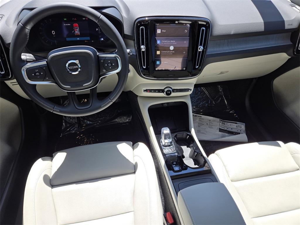 new 2025 Volvo XC40 car, priced at $52,140