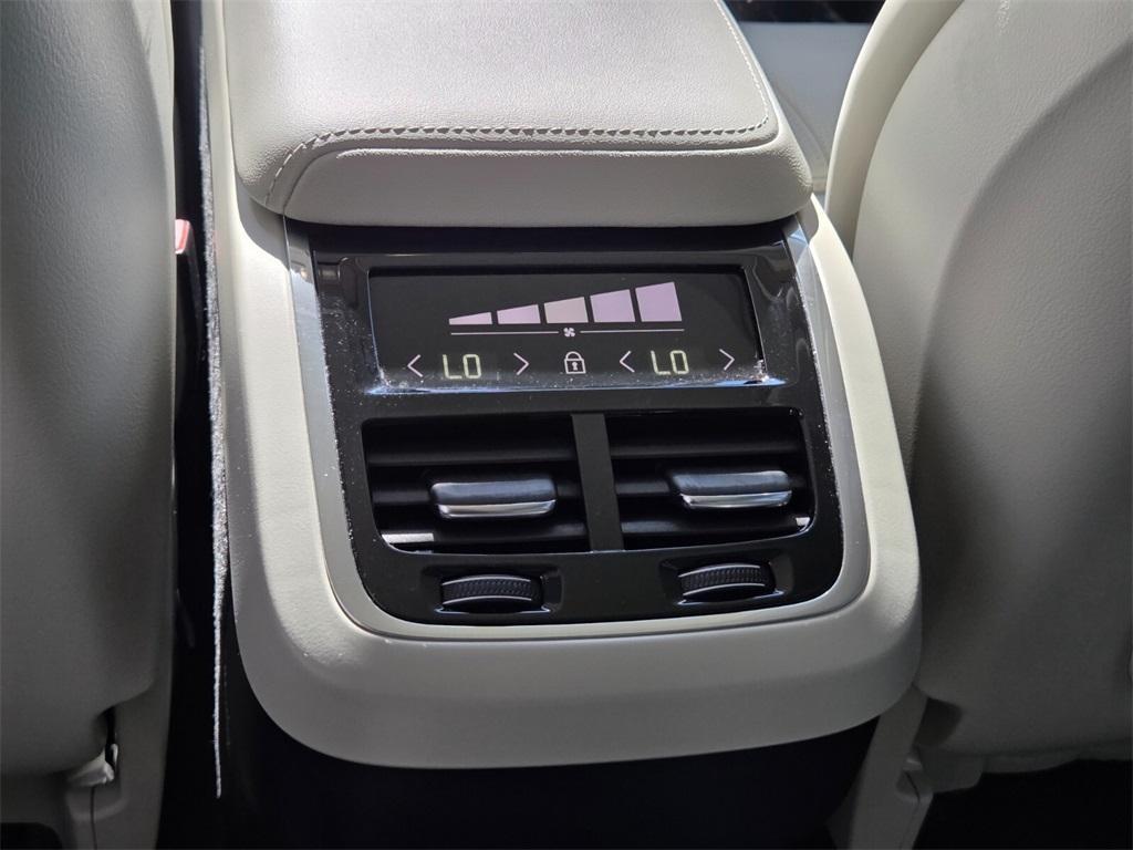 used 2023 Volvo XC60 car, priced at $40,884