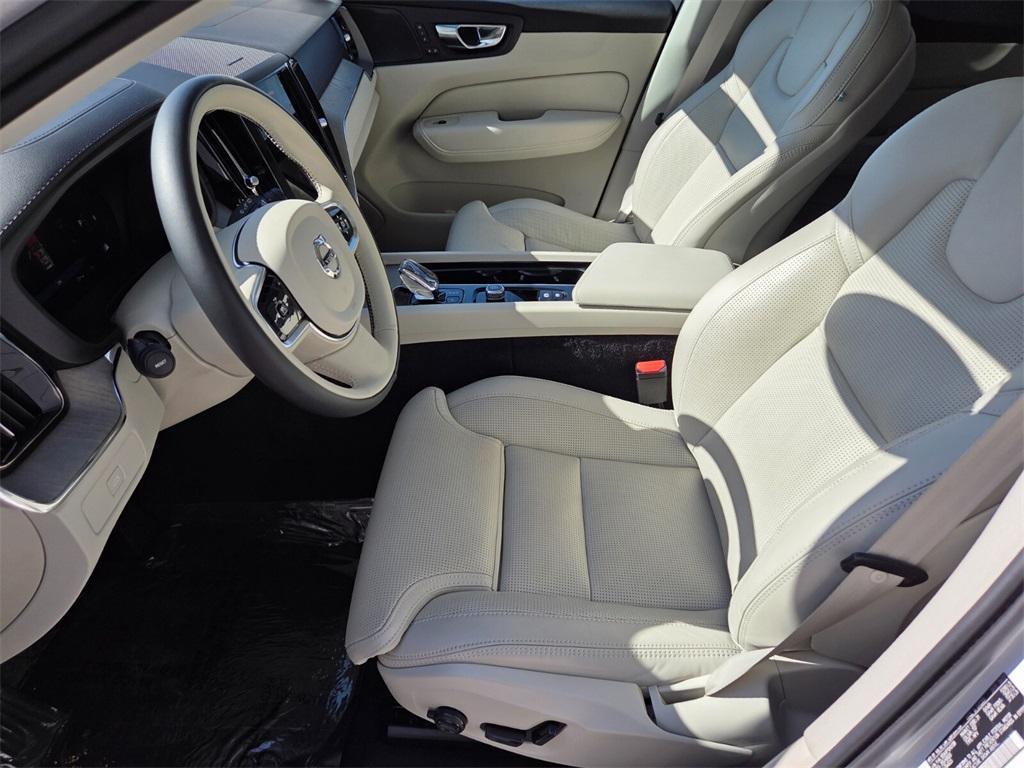 used 2023 Volvo XC60 car, priced at $40,884