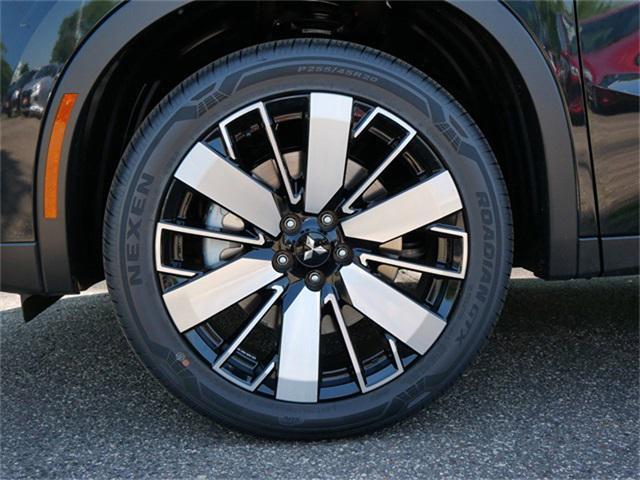 new 2025 Mitsubishi Outlander car, priced at $35,944