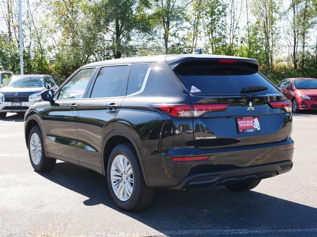 new 2024 Mitsubishi Outlander car, priced at $30,564