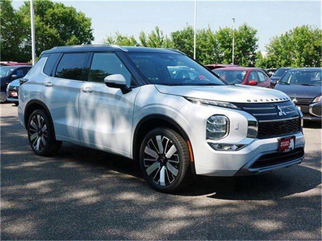new 2025 Mitsubishi Outlander car, priced at $44,549