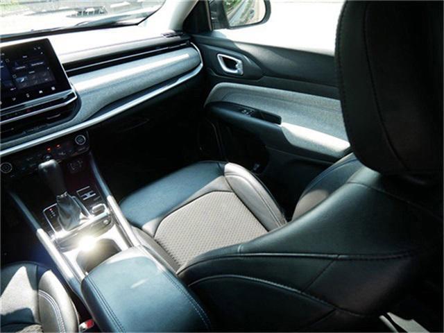 used 2022 Jeep Compass car, priced at $21,396