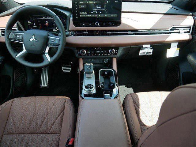 new 2025 Mitsubishi Outlander car, priced at $43,473
