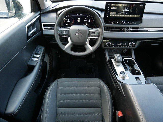 used 2025 Mitsubishi Outlander car, priced at $34,990