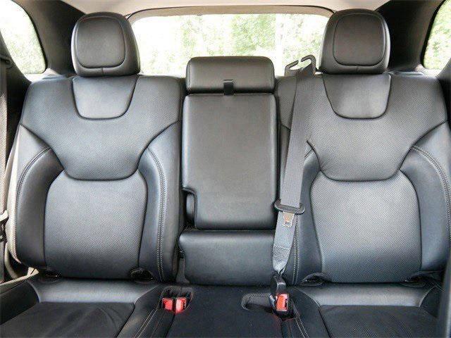 used 2023 Jeep Cherokee car, priced at $22,596